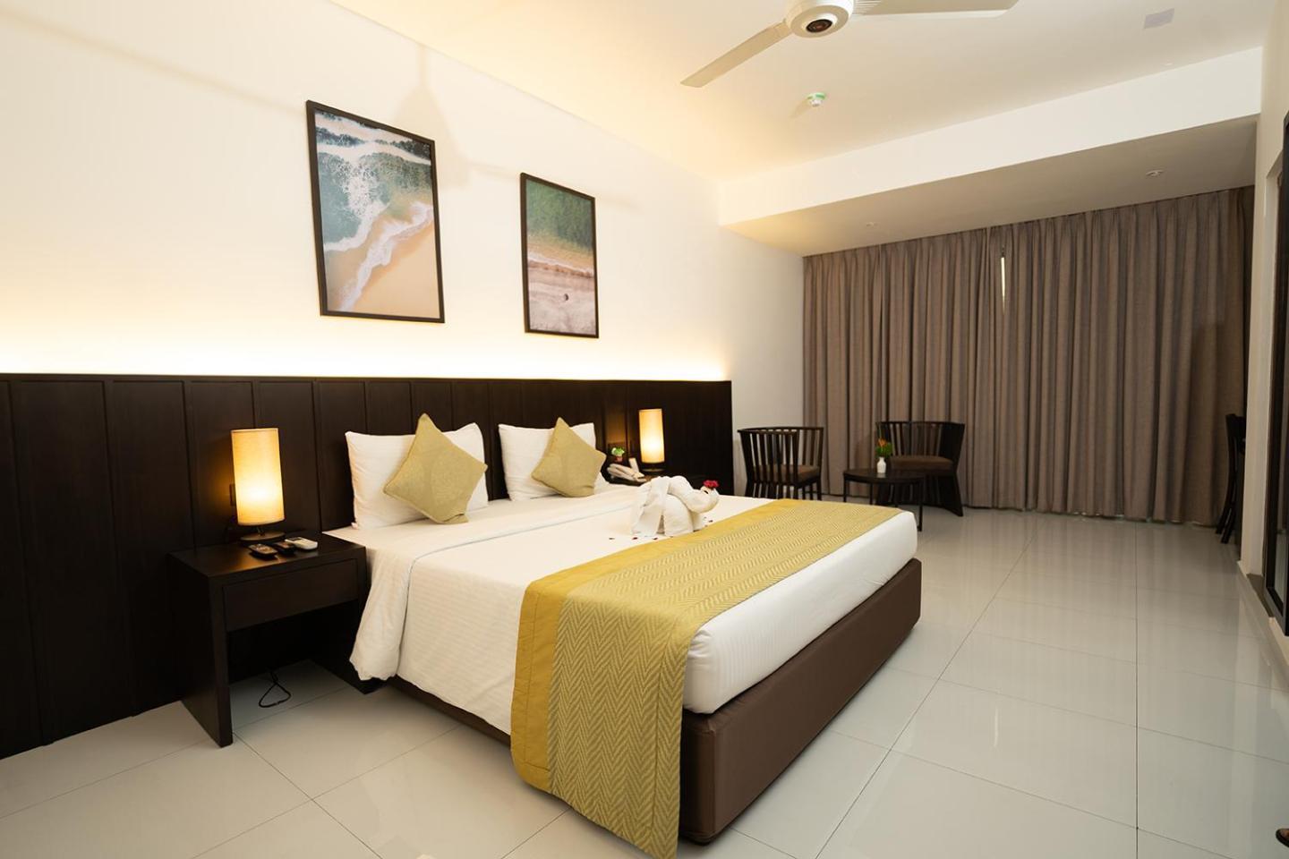 Good Wood Airport Hotel Katunayaka Exterior foto